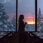Lapland Sky Ounasvaara 4*