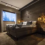Lapland Sky Ounasvaara 4*