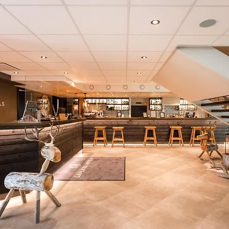 Lapland Sky Ounasvaara Hotelli 4*