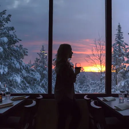 Lapland Sky Ounasvaara 4*