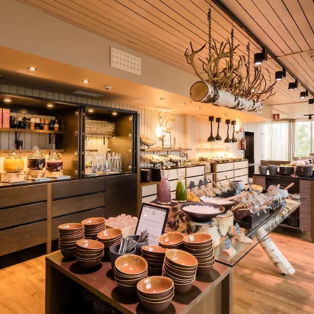 Lapland Sky Ounasvaara Hotelli 4*