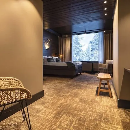 Lapland Sky Ounasvaara 4*